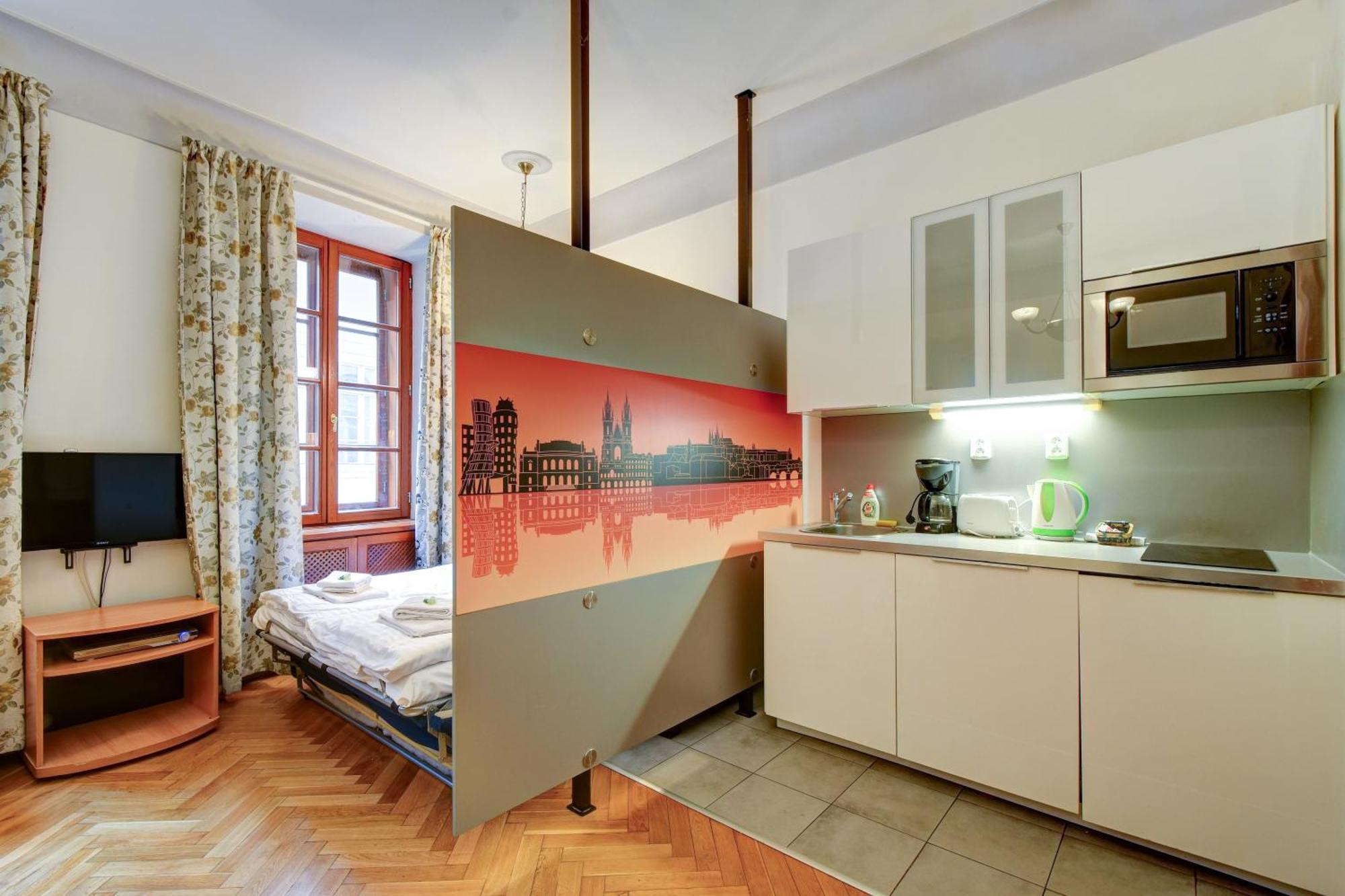 Historic Centre Apartments VIII Praha Bagian luar foto