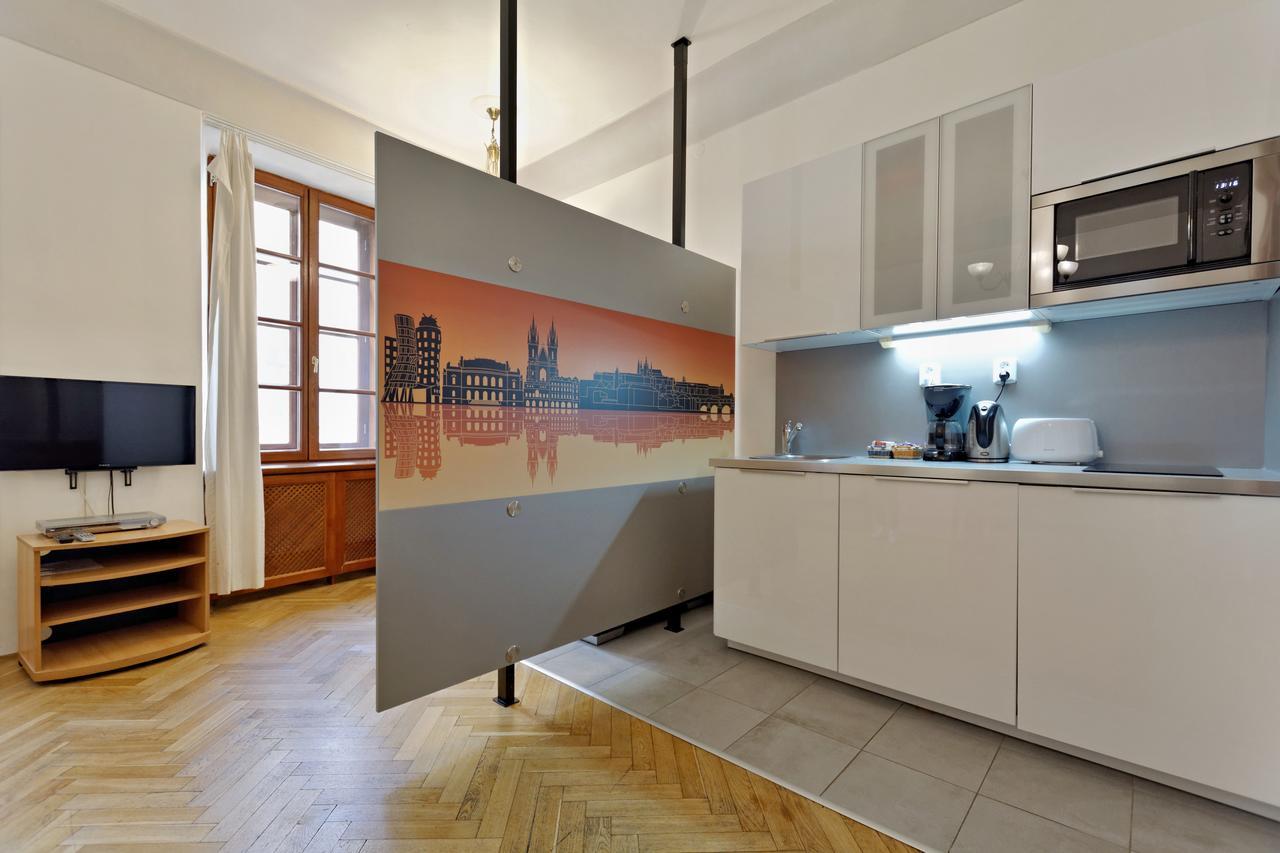 Historic Centre Apartments VIII Praha Bagian luar foto